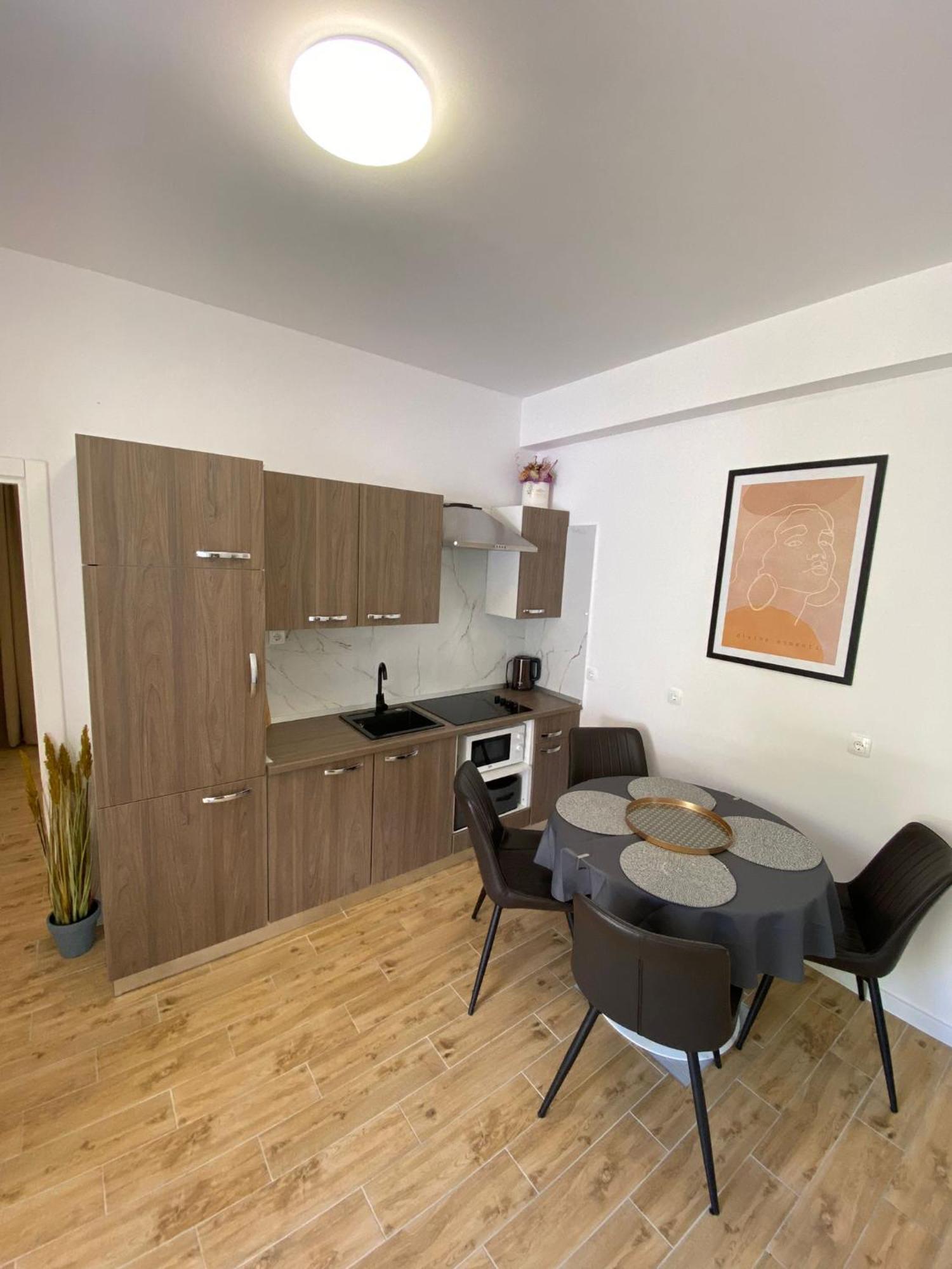 Apartmani Roko Дрвеник Екстер'єр фото